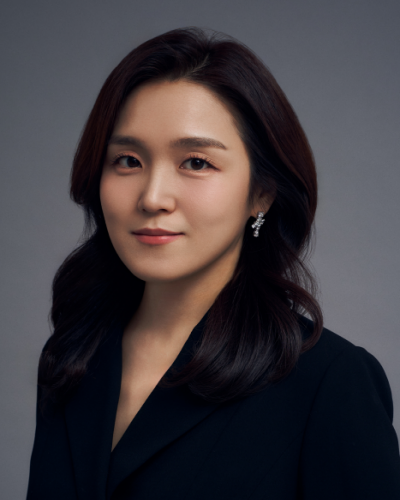 윤정아 교수님 교수이미지